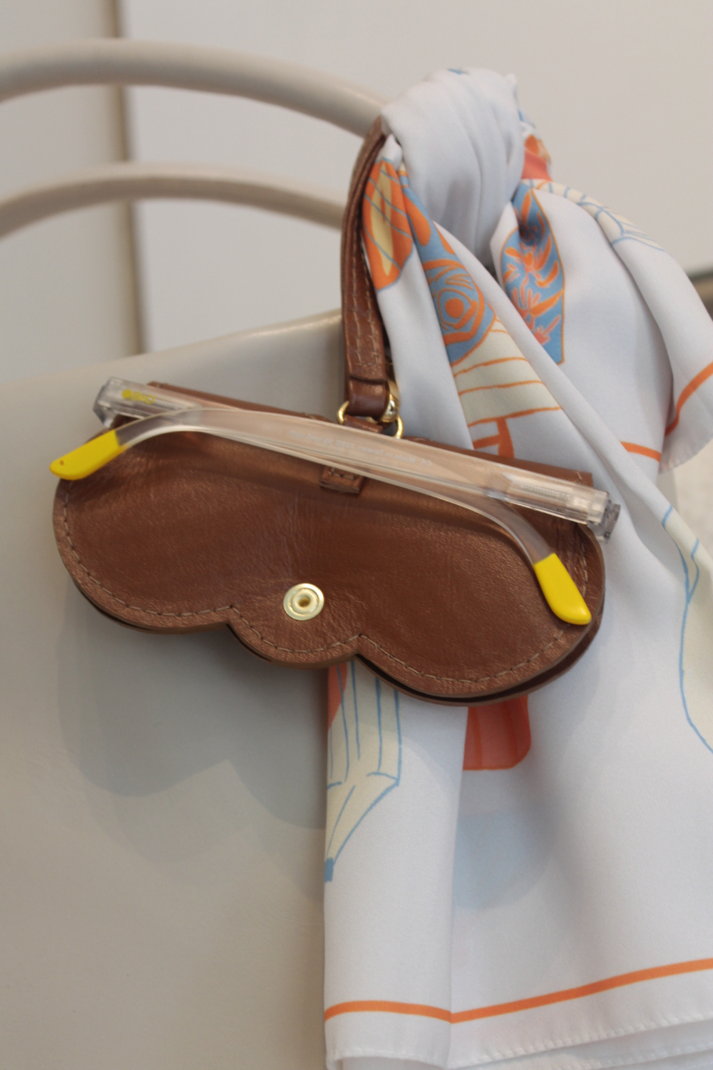 Porta óculos Caramelo